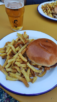 Plats et boissons du Restaurant de hamburgers MANDO - Smash Burger à Nantes - n°11