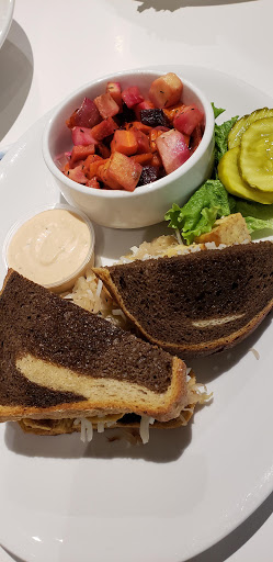 Health Food Store «Mustard Seed Market & Cafe», reviews and photos, 3885 W Market St, Akron, OH 44333, USA