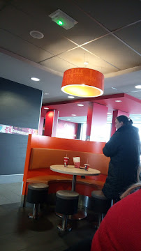 Atmosphère du Restaurant KFC Reims Cormontreuil - n°9