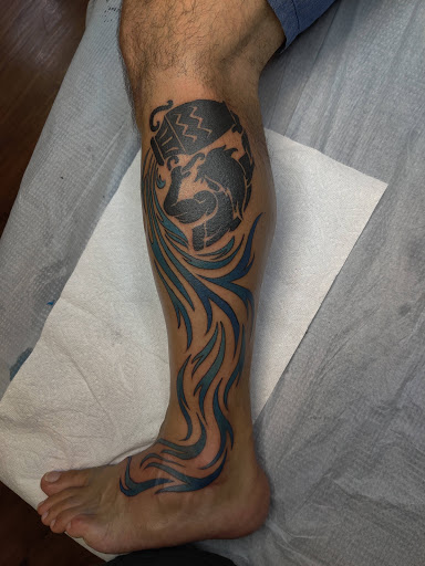 Tattoo Shop «MOM’S TATTOOS», reviews and photos, 1381 Main St, Dunedin, FL 34698, USA