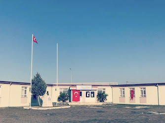 Fatih Sultan Mehmet İlköğretim Okulu (Altınova)