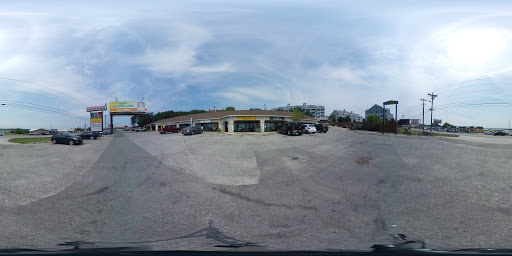 Liquor Store «Lakeside Liquor Llc», reviews and photos, 18100 FM306 #130, Canyon Lake, TX 78133, USA