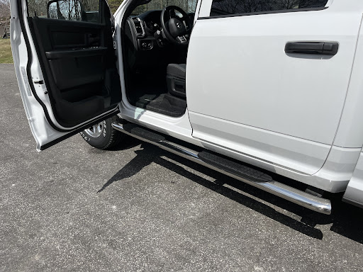 Truck Accessories Store «Car Gear», reviews and photos, 110 N Main St, Akron, OH 44308, USA