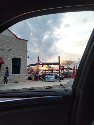 Car Wash «Bubble Bath Car Wash», reviews and photos, 5503 Babcock Rd, San Antonio, TX 78240, USA
