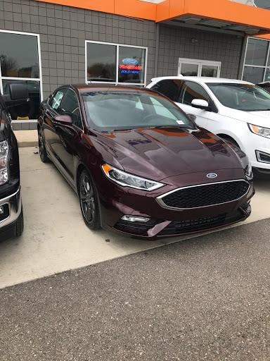 Ford Dealer «Suburban Ford of Sterling Heights», reviews and photos, 40333 Van Dyke, Sterling Heights, MI 48313, USA