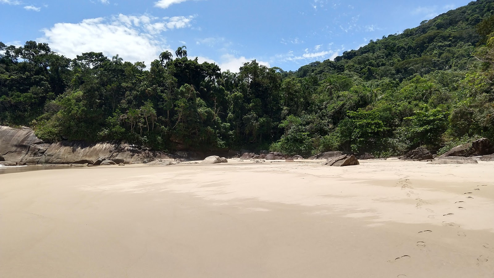 Foto van Praia de Antiguinhos wilde omgeving