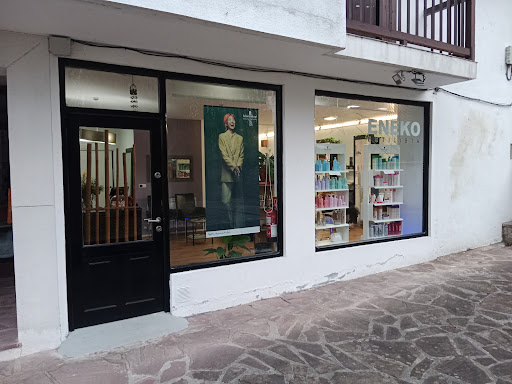 ENEKO ESTILISTA en Doneztebe, Pamplona