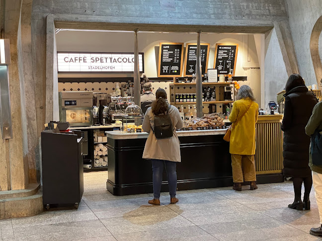 Opinii despre Caffè Spettacolo Stadelhofen Altstadt în Zürich - Café