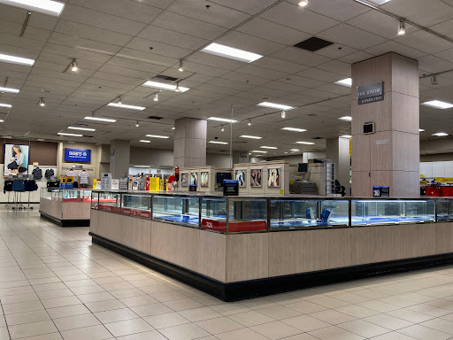 Department Store «Sears», reviews and photos, 15600 Whittwood Ln, Whittier, CA 90603, USA