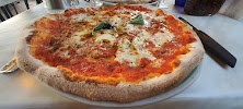 Pizza du Restaurant italien Gina à Saint-Priest - n°11