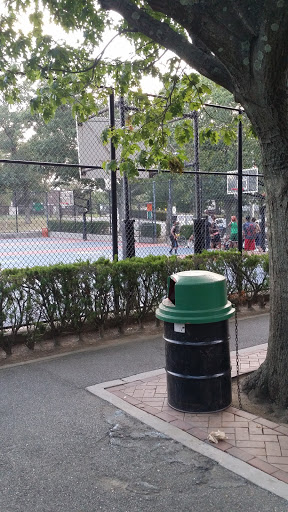 Park «Reverend Arthur Mackey Park», reviews and photos, 242 Elmwood Ave, Roosevelt, NY 11575, USA