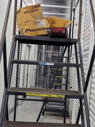 Self-Storage Facility «Storage Post Self Storage Lauderdale Manors», reviews and photos, 2290 NW 19th St, Fort Lauderdale, FL 33311, USA