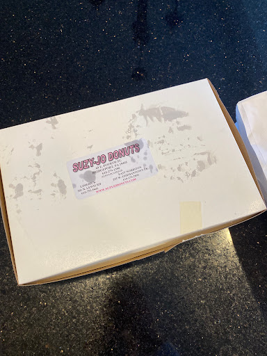 Donut Shop «Suzy-Jo Donuts», reviews and photos, 49 E 4th St, Bridgeport, PA 19405, USA