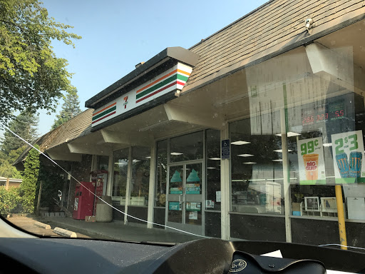 Convenience Store «7-Eleven», reviews and photos, 505 A Ave, Lake Oswego, OR 97034, USA