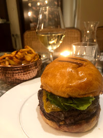 Hamburger du Restaurant Clover Grill à Paris - n°8