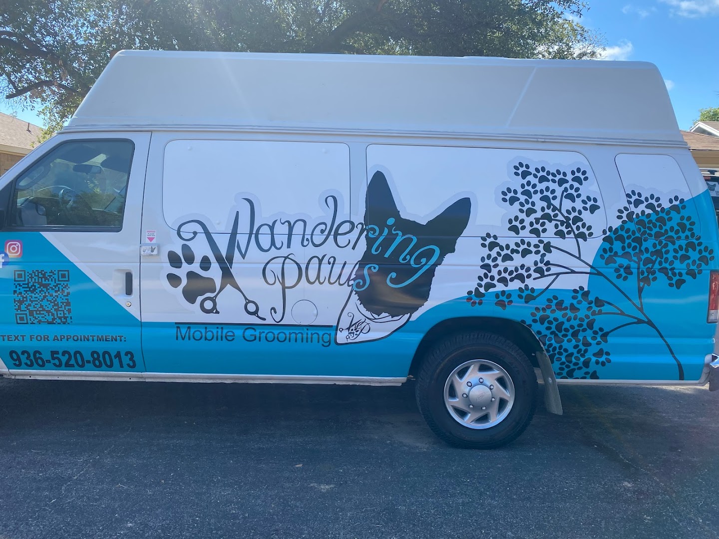 Wandering Paws Mobile Grooming