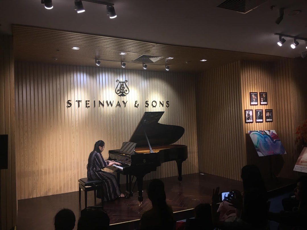 Steinway and Sons Việt Thương - Hà Nội