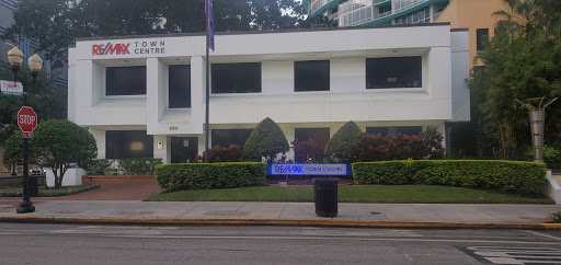 Real Estate Agency «RE/MAX Town Centre», reviews and photos, 330 E Central Blvd, Orlando, FL 32801, USA