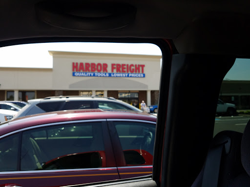 Hardware Store «Harbor Freight Tools», reviews and photos, 7019 Mechanicsville Turnpike, Mechanicsville, VA 23111, USA