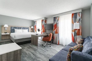 Hampton Inn & Suites Tampa/Ybor City/Downtown image