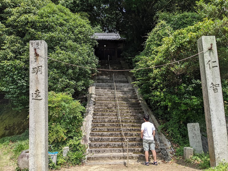 柳素鵞神社