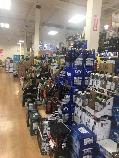 Wine Store «Wine Outlet», reviews and photos, 10 Meadowlands Pkwy, Secaucus, NJ 07094, USA