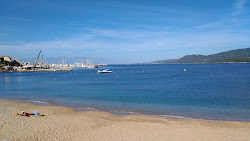 Photo de Plage de Propriano protégé par des falaises