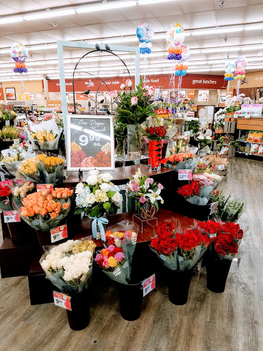 Grocery Store «Tom Thumb», reviews and photos, 4112 N Josey Ln, Carrollton, TX 75007, USA