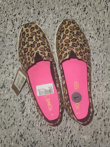 Clothing Store «Ross Dress for Less», reviews and photos, 1082 S Mt Vernon Ave, Colton, CA 92324, USA