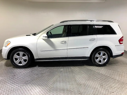 Car Dealer «Logic Auto Sales LLC», reviews and photos, 4920 Commerce Pkwy Unit # 4, Warrensville Heights, OH 44128, USA