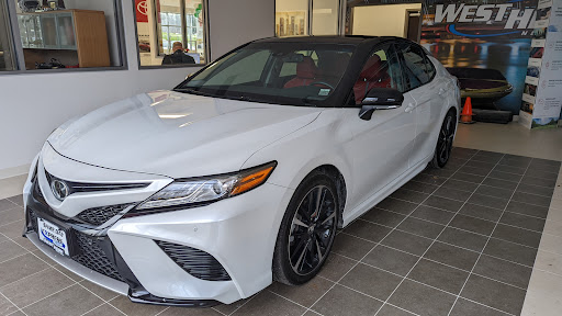 Car Dealer «Vanderstyne Toyota», reviews and photos, 4374 W Ridge Rd, Rochester, NY 14626, USA