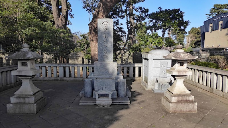 桂太郎墓所