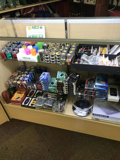 Tobacco Shop «c & c smoke shop», reviews and photos, 13637 Magnolia Ave, Corona, CA 92879, USA