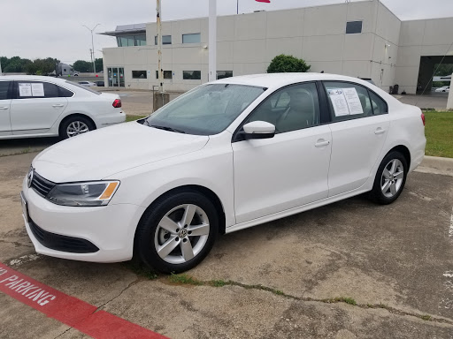Volkswagen Dealer «Metro Volkswagen», reviews and photos, 2035 W Airport Fwy, Irving, TX 75062, USA