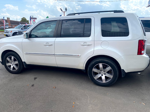 Used Car Dealer «LATINOS UNIDOS AUTO SALES», reviews and photos, 8111 Long Point Rd, Houston, TX 77055, USA