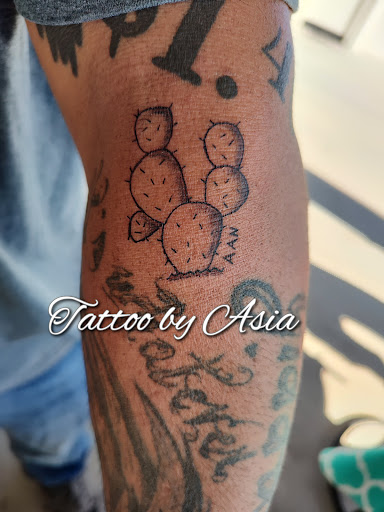 Explore french tattoo ideas, creative tattoo ideas in San Tan Valley, available at Frontier Tattoo Company