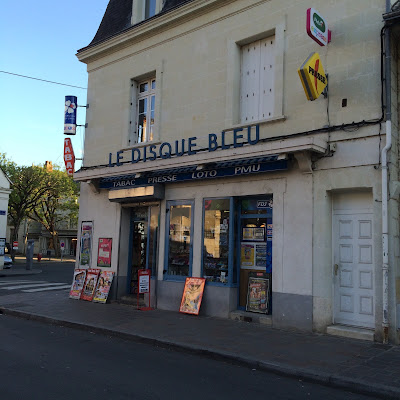 Le disque bleu à Chinon