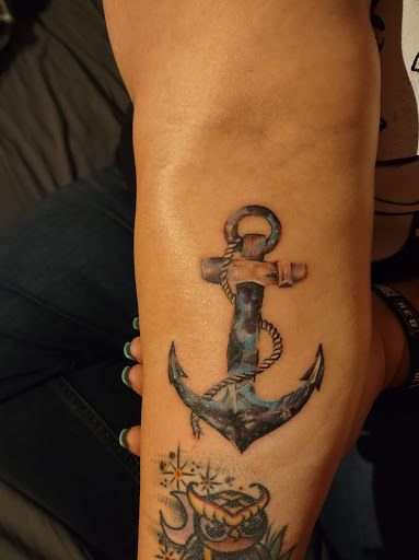 Tattoo Shop «Electric Sunset Tattoo», reviews and photos, 112 N Magnolia St, Rockport, TX 78382, USA