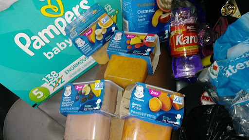 Shopping Mall «Hilltop Shopping Center», reviews and photos, 5400 Reisterstown Rd, Baltimore, MD 21215, USA