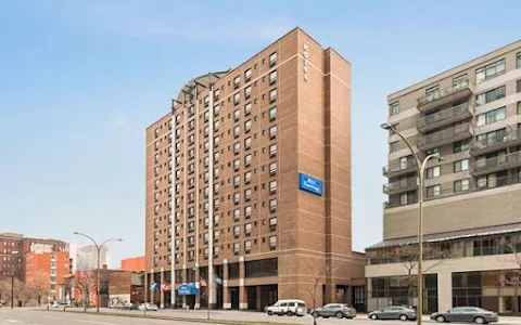 Travelodge Hotel by Wyndham Montreal Centre image