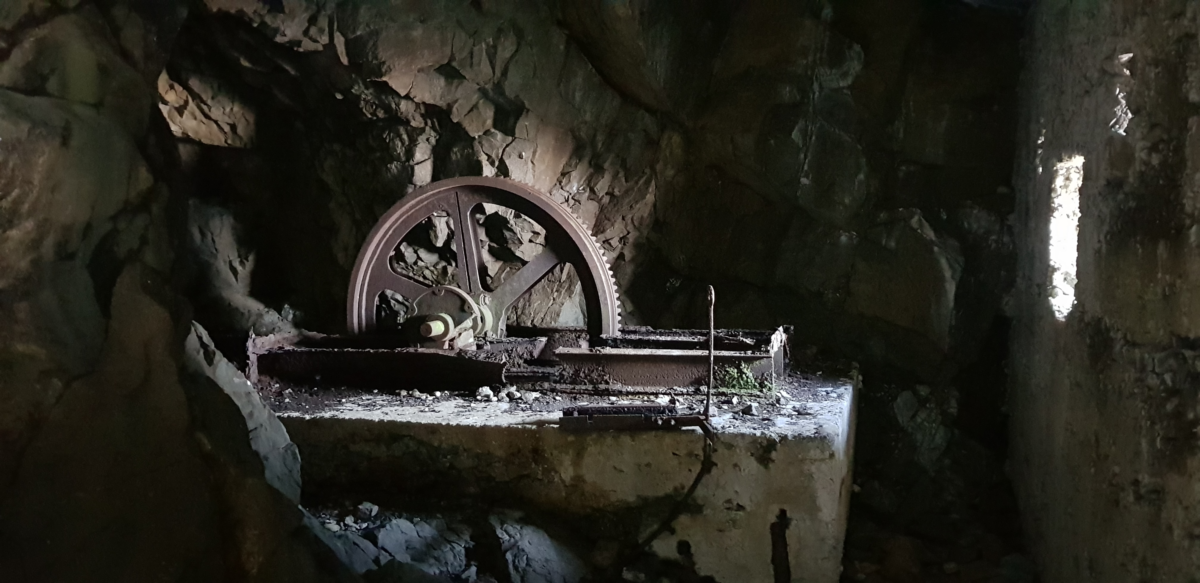 Photo n° 37 de l'avis de Alex.t fait le 22/03/2022 à 18:40