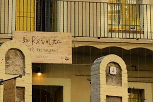 Restaurant La Revolta Terrassa. Cuina ecològica i Km0. Carn, peix, vegetals i altres delícies! image