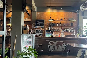 HUGE Cafe&Bistro Bar image