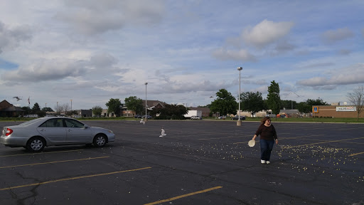 Movie Theater «AMC Showplace Schererville 16», reviews and photos, 875 Deer Creek Dr, Schererville, IN 46375, USA