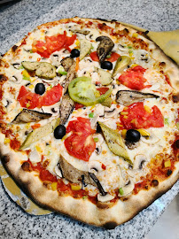 Plats et boissons du Pizzas à emporter Little Italy by Cauderan à Mérignac - n°12
