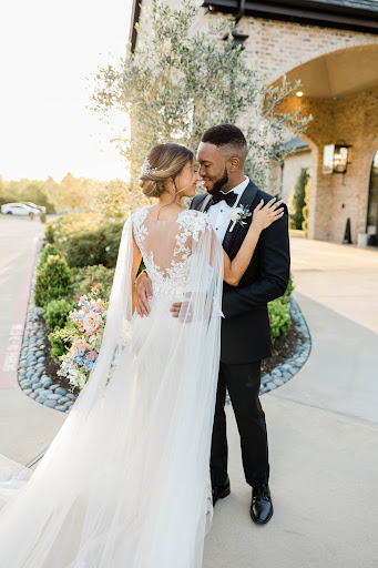 Bridal Shop «Winnie Couture», reviews and photos, 5152 Buffalo Speedway, Houston, TX 77005, USA