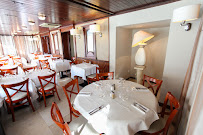 Atmosphère du Restaurant Le Jean Bart à Bastia - n°7
