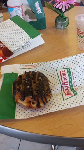 Donut Shop «Krispy Kreme Doughnuts», reviews and photos, 1444 N Battlefield Blvd, Chesapeake, VA 23320, USA