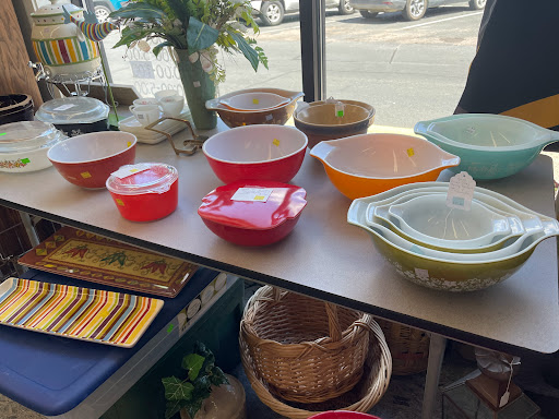 Used Furniture Store «Used-A-Bit Shoppe», reviews and photos, 624 Water St S, Northfield, MN 55057, USA