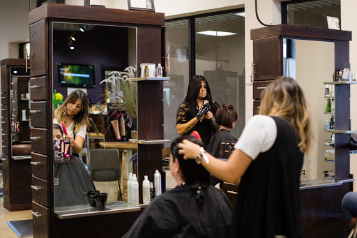 Beauty Salon «William Edge Salon», reviews and photos, 876 W San Antonio St, New Braunfels, TX 78130, USA